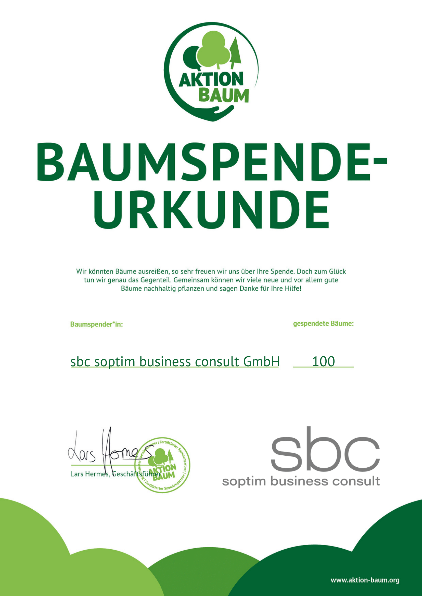 Die Baumspende-Urkunde der Aktion Baum gGmbH für die sbc über 100 Bäume